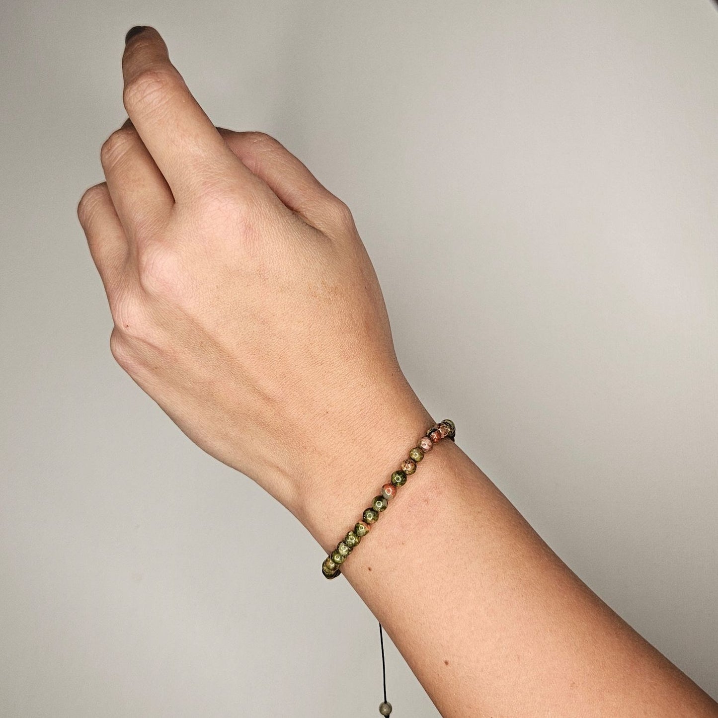 Pulsera unakita 4mm ajustable