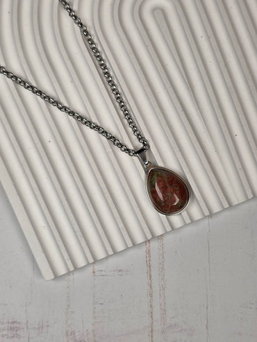 Dije Unakita Gota (con cadena)