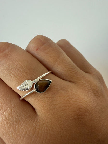 Anillo ojo de tigre ajustable plata